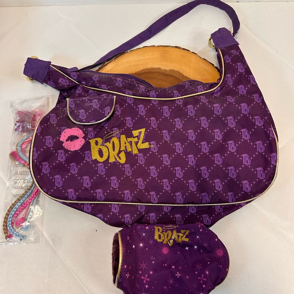 Bratz Purple Small Duffle Bag with Makeup Pouch &‎ Hair Accessories Y2K